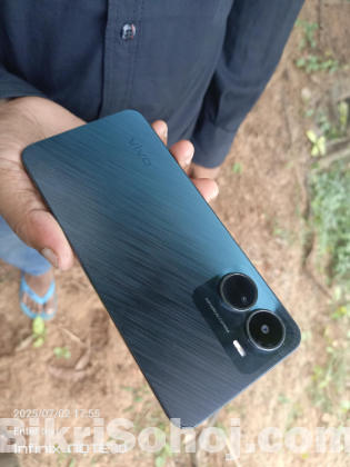 Vivo Y16